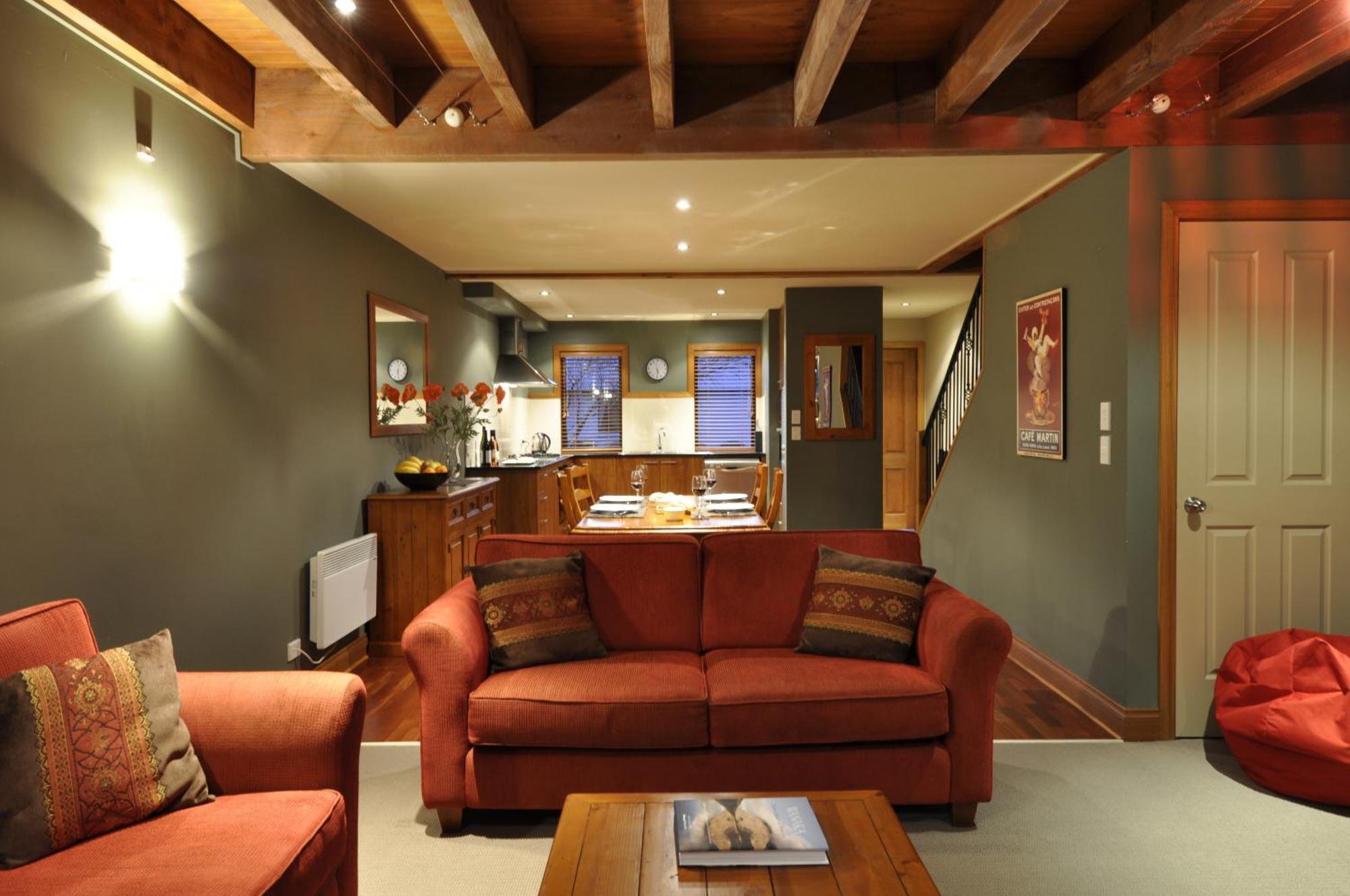 Lansdown Villa Apartments Wanaka Exterior photo