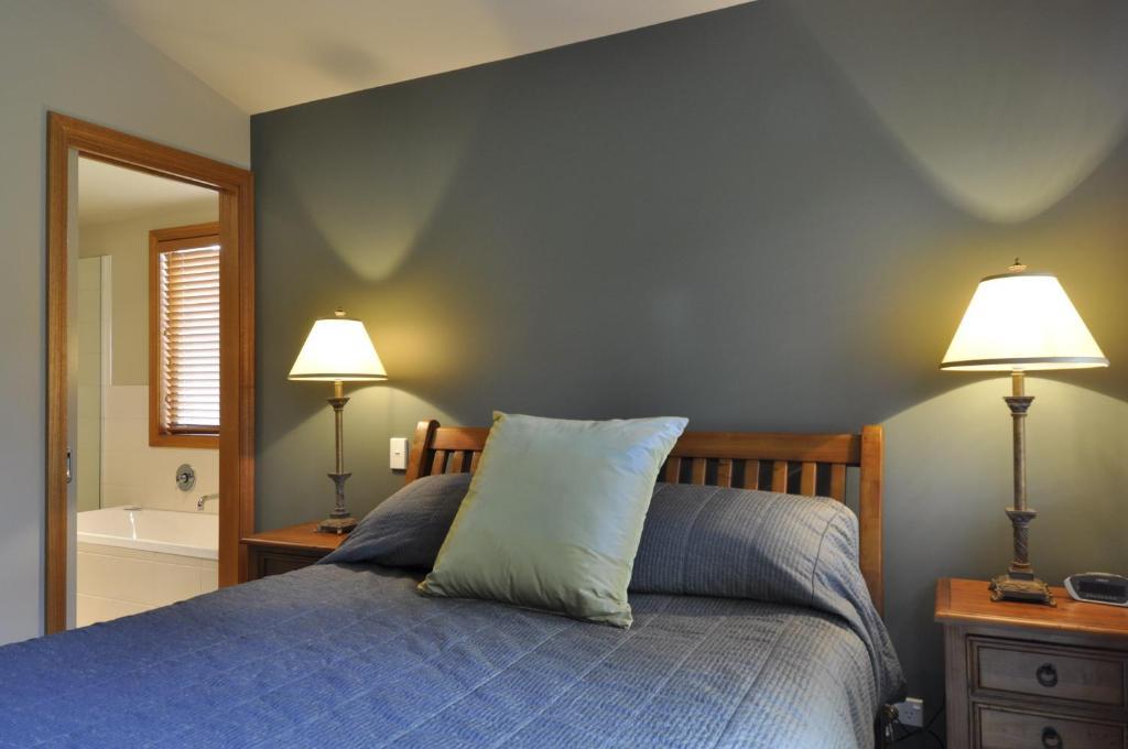 Lansdown Villa Apartments Wanaka Room photo